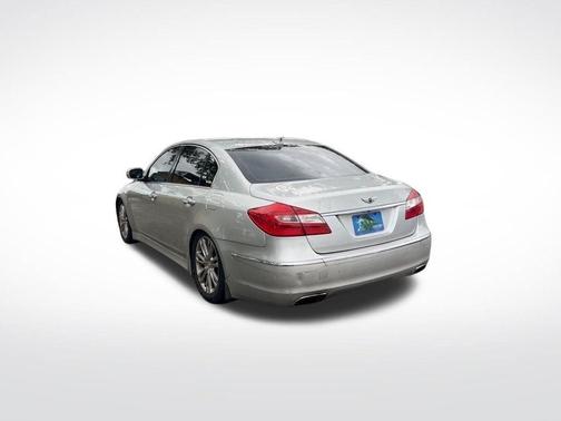 Platinum Metallic 2013 Hyundai Genesis 3.8