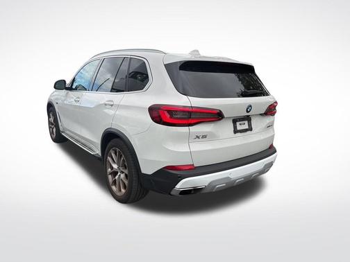 2023 BMW X5 PHEV xDrive45e