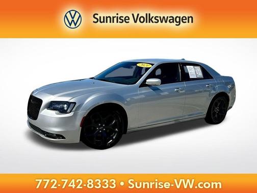 2021 Chrysler 300 S