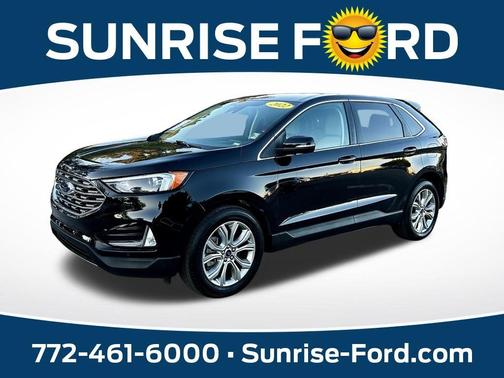 2022 Ford Edge Titanium