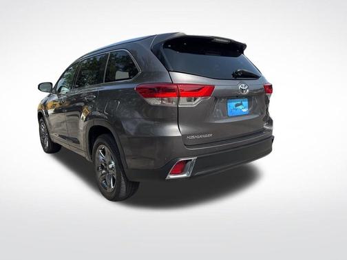 Predawn Gray Mica 2018 Toyota Highlander Limited Platinum