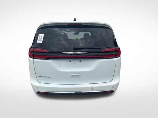 Bright White Clearcoat 2023 Chrysler Pacifica Touring-L
