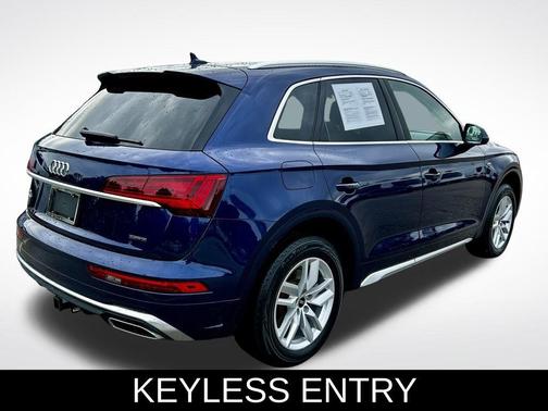 2022 Audi Q5 45 S line quattro Premium