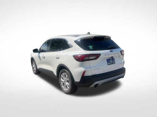 Star White 2023 Ford Escape Active