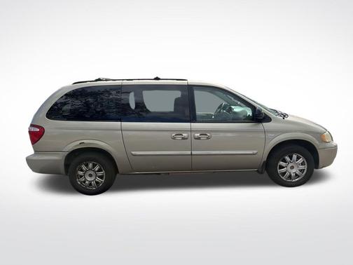 2006 Chrysler Town & Country Touring
