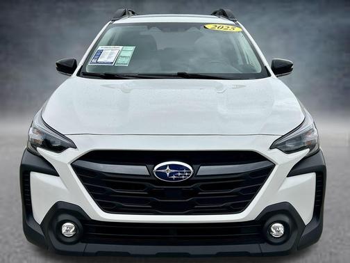 Crystal White Pearl 2025 Subaru Outback Premium