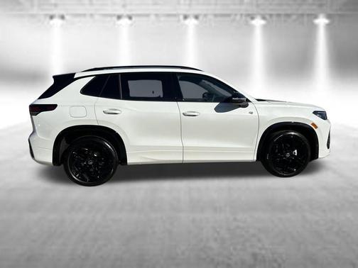 Opal White Pearl 2026 Volkswagen Tiguan 2.0T SE R-Line Black