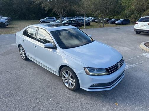 2017 Volkswagen Jetta 1.8T SEL