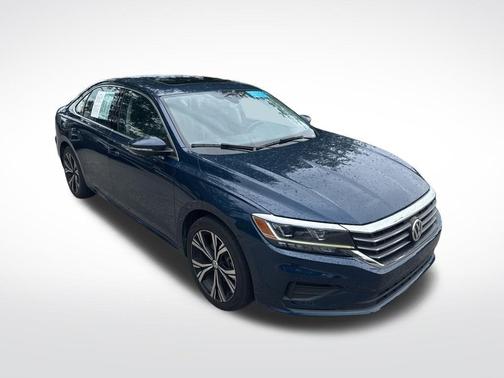 2022 Volkswagen Passat 2.0T SE