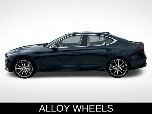 2024 Genesis G70 2.5T