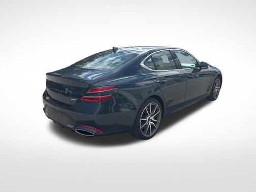 2024 Genesis G70 2.5T
