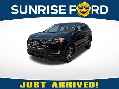 Black Metallic 2024 Ford Edge Titanium