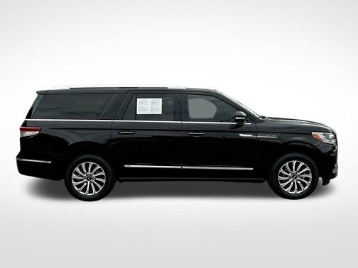 2024 Lincoln Navigator L Premiere
