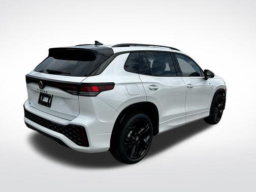 2025 Volkswagen Tiguan 2.0T SE R-Line Black