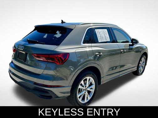 2024 Audi Q3 45 S line Premium