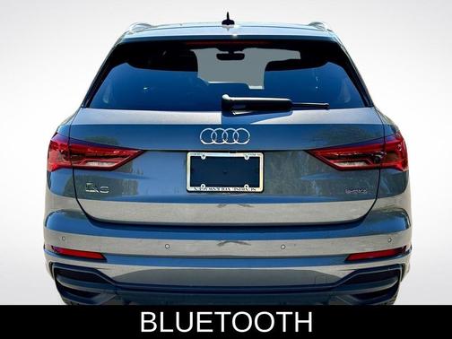 2024 Audi Q3 45 S line Premium