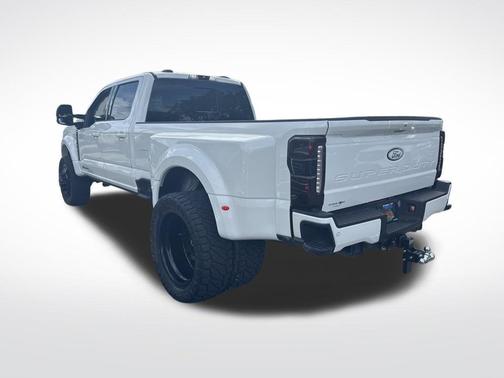 2024 Ford F-450 Lariat