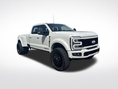 2024 Ford F-450 Lariat