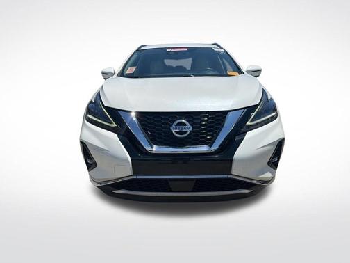 Pearl White Tri-Coat 2022 Nissan Murano SV