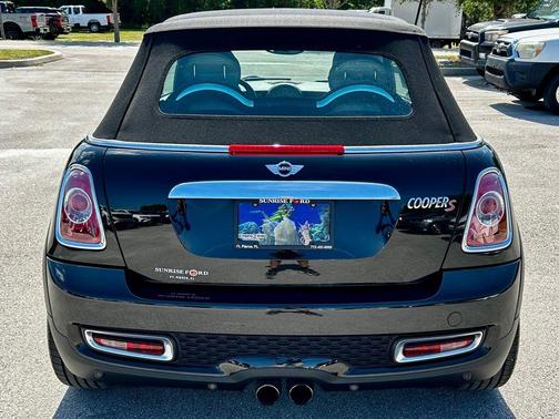 2011 MINI Cooper S Base