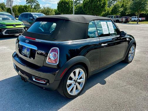 2011 MINI Cooper S Base