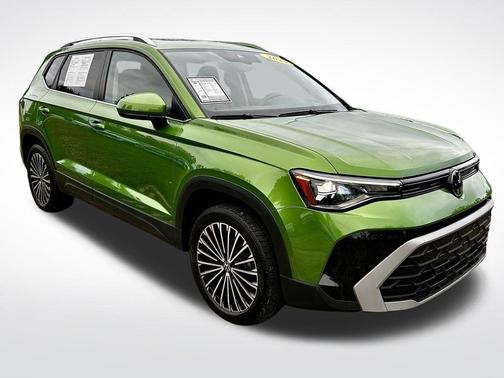 2025 Volkswagen Taos 1.5T SE