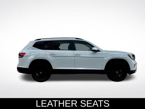 2022 Volkswagen Atlas 3.6L SE w/Technology