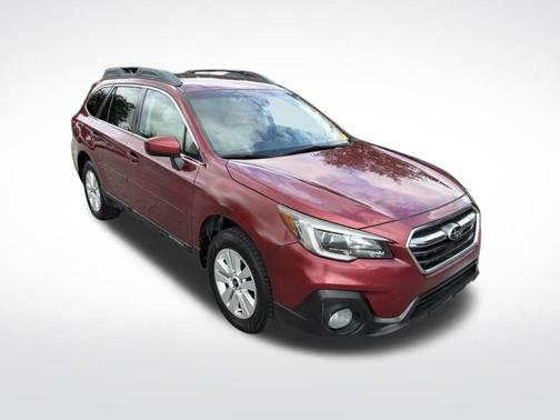 Crimson Red Pearl 2019 Subaru Outback 2.5i Premium