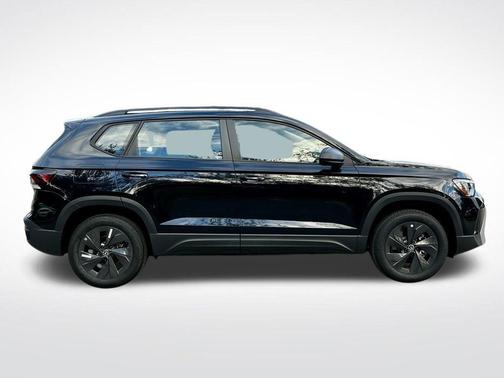Deep Black Pearl Effect 2026 Volkswagen Taos 1.5T S