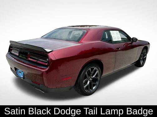 2022 Dodge Challenger SXT