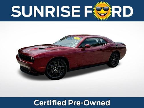 2022 Dodge Challenger SXT