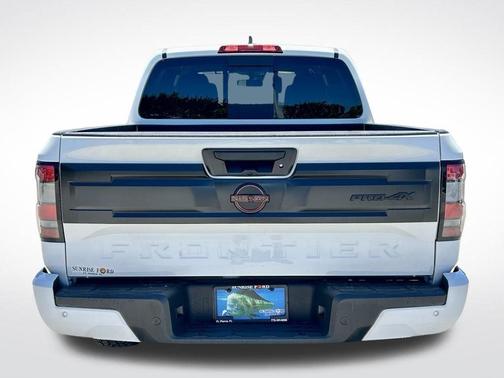 Glacier White 2026 Nissan Frontier PRO-4X