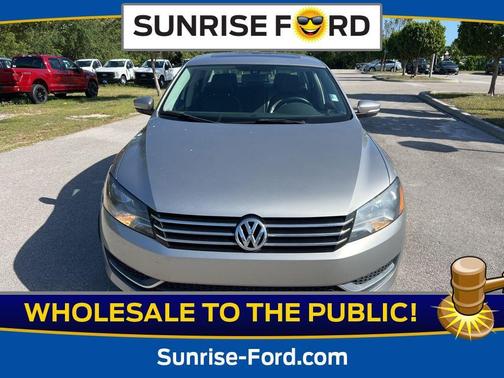 2013 Volkswagen Passat 2.5 SE