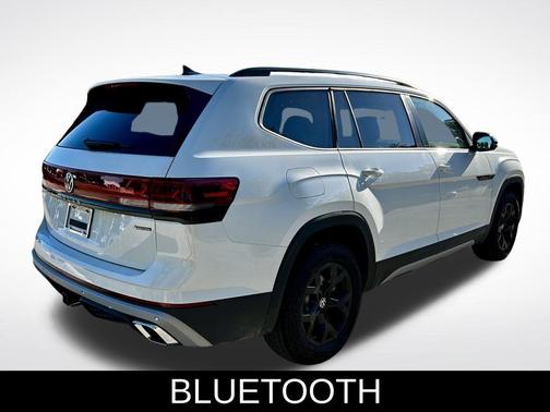 2025 Volkswagen Atlas 2.0T Peak Edition