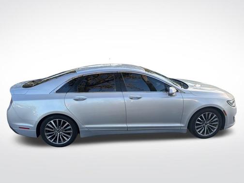 2017 Lincoln MKZ Premiere