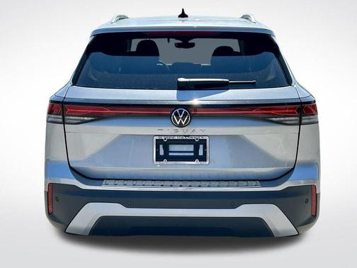 Pyrite Silver Metallic 2026 Volkswagen Tiguan 2.0T S