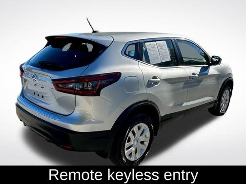 2020 Nissan Rogue Sport S