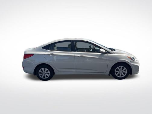 2015 Hyundai Accent GLS