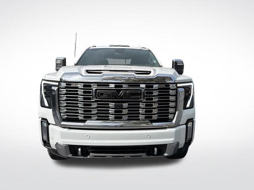 2024 GMC Sierra 2500 Denali