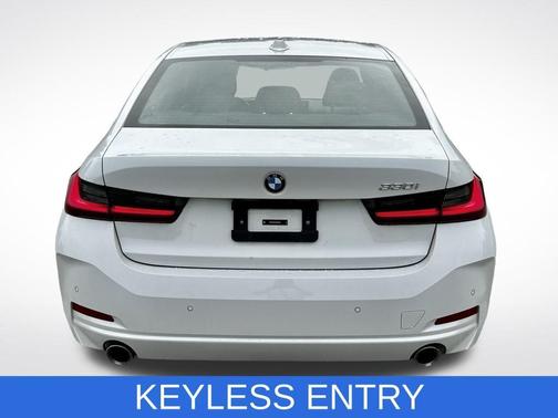 2025 BMW 330 i