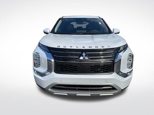 2025 Mitsubishi Outlander PHEV SE