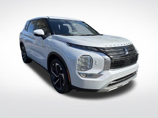 2025 Mitsubishi Outlander PHEV SE