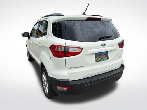 Diamond White 2021 Ford EcoSport SE