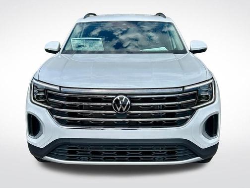 Opal White Pearl 2026 Volkswagen Atlas 2.0T SE