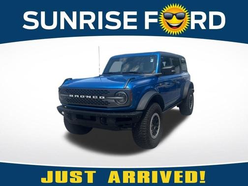 Blue Metallic 2024 Ford Bronco Badlands