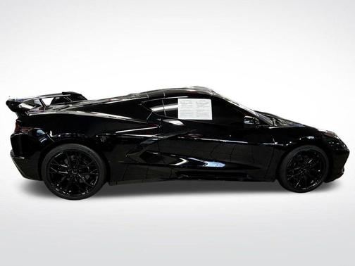 2025 Chevrolet Corvette Stingray w/1LT