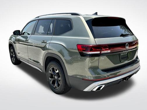2025 Volkswagen Atlas 2.0T Peak Edition