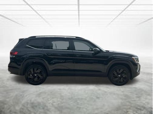 Black 2026 Volkswagen Atlas 2.0T SE W/TECHNOLOGY