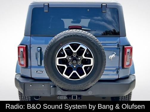 2024 Ford Bronco Outer Banks