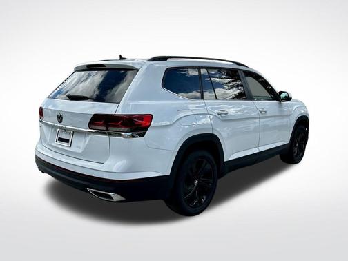 2022 Volkswagen Atlas 2.0T SE w/Technology
